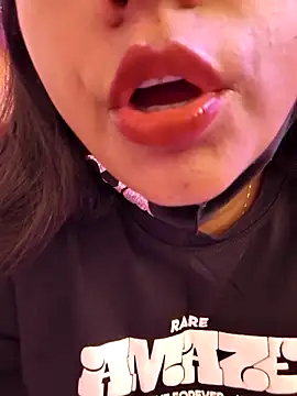 nisha baby2 online show from 11/13/25, 08:24