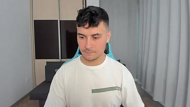 MatMalonne online show from 11/22/25, 01:54