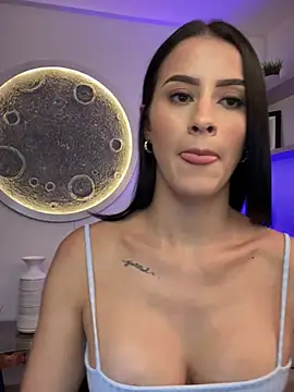 SarahhSmitth1 online show from 02/16/25, 12:30