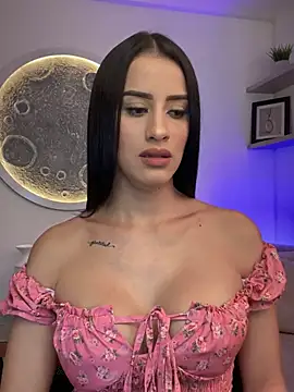 SarahhSmitth1 online show from 03/04/25, 09:54