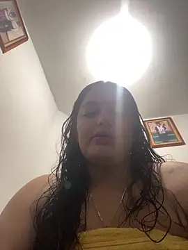 Laurenkenner  online show from 04/18/26, 07:58