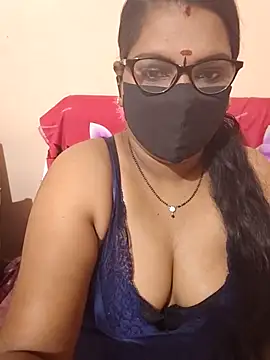 nisha 20 online show from 03/17/25, 05:23