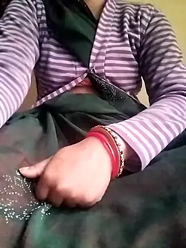 Snapshot of Cutkajal chatting on 12/24/24, 02:10 Cutkajal online show from 12/24/24, 02:10