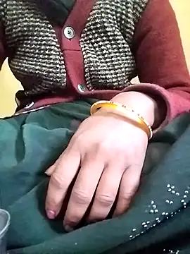Snapshot of Cutkajal chatting on 01/08/25, 02:03 Cutkajal online show from 01/08/25, 02:03