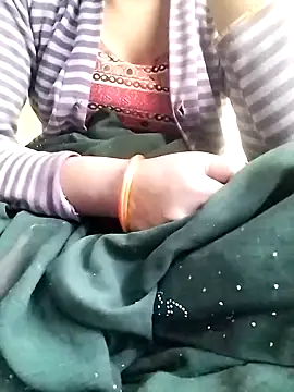 Snapshot of Cutkajal chatting on 01/13/25, 08:15 Cutkajal online show from 01/13/25, 08:15