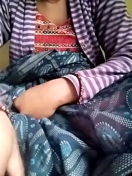 Snapshot of Cutkajal chatting on 01/24/25, 01:56 Cutkajal online show from 01/24/25, 01:56