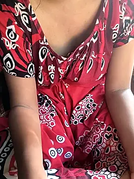 Snapshot of Ralisha_Rani chatting on 09/28/25, 10:20 Ralisha Rani online show from 09/28/25, 10:20