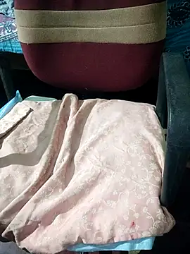 Snapshot of Ralisha_Rani chatting on 11/15/25, 02:13 Ralisha Rani online show from 11/15/25, 02:13