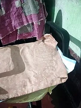 Snapshot of Ralisha_Rani chatting on 11/27/25, 02:02 Ralisha Rani online show from 11/27/25, 02:02