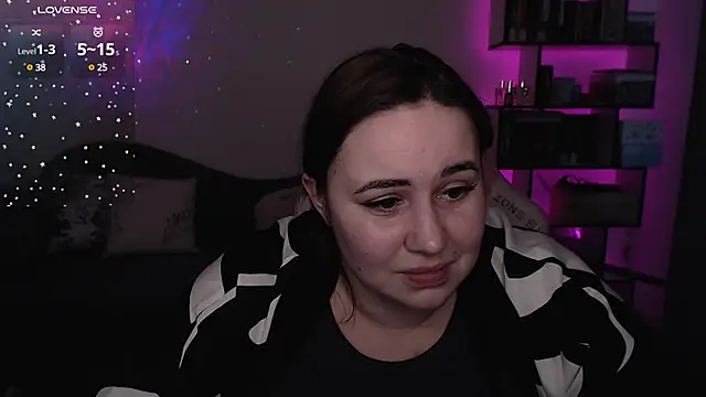 Snapshot of SexyWitch_666 chatting on 03/02/25, 02:21 SexyWitch 666 online show from 03/02/25, 02:21
