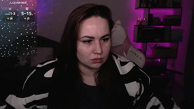 Snapshot of SexyWitch_666 chatting on 03/04/25, 04:17 SexyWitch 666 online show from 03/04/25, 04:17