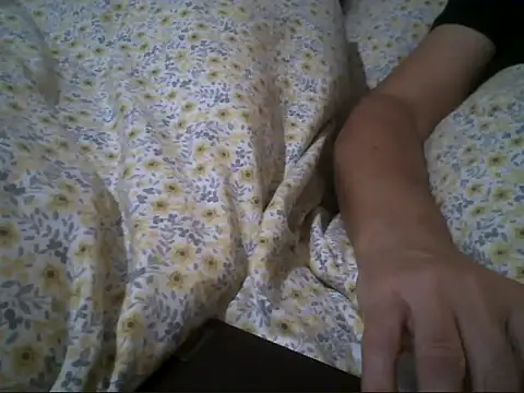 Snapshot of cplpak1149 chatting on 11/16/25, 04:29 cplpak1149 online show from 11/16/25, 04:29