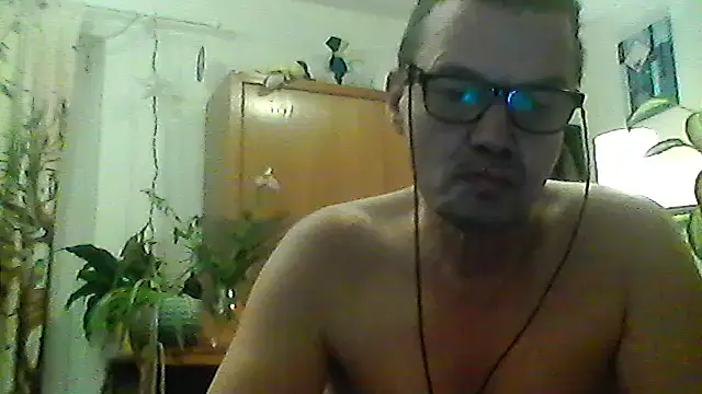 Snapshot of Bigpenis6y chatting on 02/10/26, 05:06 Bigpenis6y online show from 02/10/26, 05:06