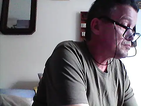 Snapshot of Bigpenis6y chatting on 04/27/26, 01:53 Bigpenis6y online show from 04/27/26, 01:53