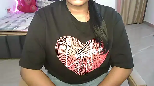 N-Natasha online show from 04/05/26, 03:42