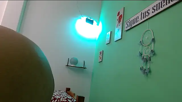 evaleribigtits18 online show from 04/27/26, 01:36