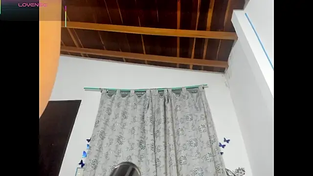Laila Laly online show from 05/20/26, 03:07