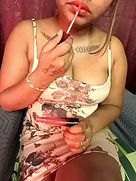 Hot Urvi online show from 01/17/26, 06:18