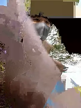 Snapshot of Gen-4422 chatting on 10/25/25, 05:37 Gen-4422 online show from 10/25/25, 05:37