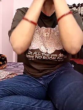 MUMTAJ-1 online show from 11/22/25, 01:37