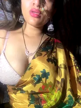 Snapshot of pikaindian chatting on 10/17/25, 05:48 pikaindian online show from 10/17/25, 05:48