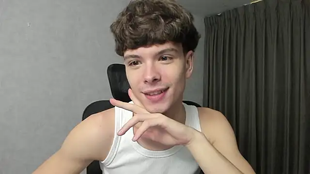 calvin love you online show from 03/04/26, 05:08