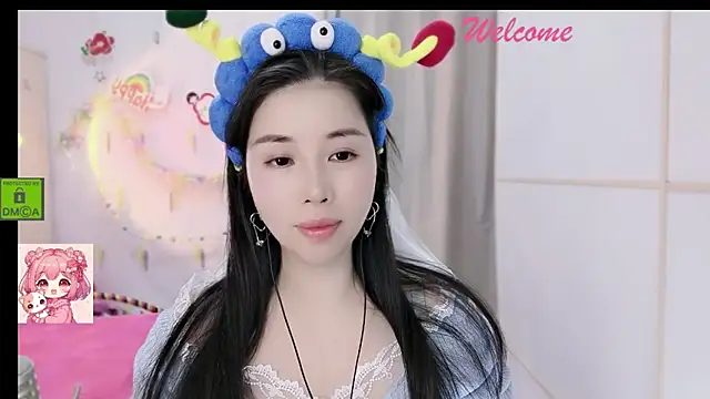 HK angelchloe online show from 12/05/25, 01:25