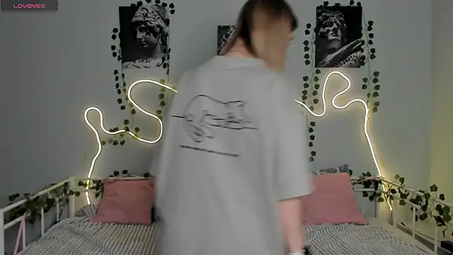 Melissa babs online show from 12/11/24, 05:21