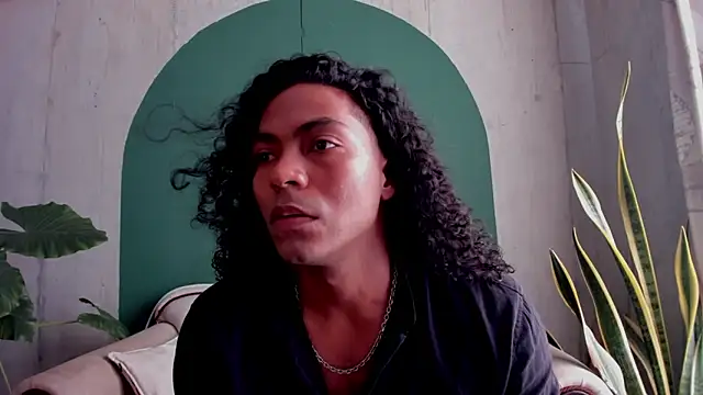 noah jones   online show from 11/20/25, 06:29