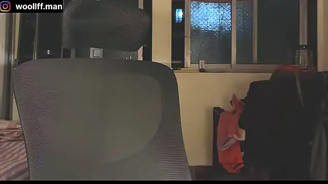 Snapshot of dickpois0n chatting on 01/21/25, 06:23 dickpois0n online show from 01/21/25, 06:23