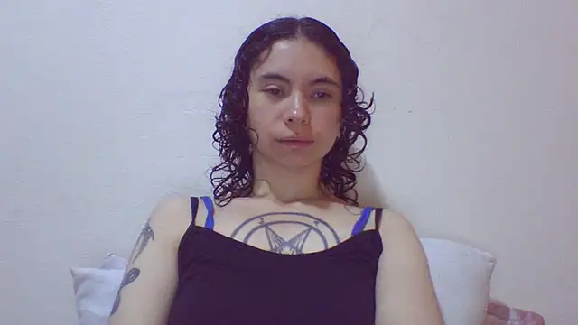 Snapshot of CELEna098rs707 chatting on 03/09/25, 03:32 CELEna098rs707 online show from 03/09/25, 03:32