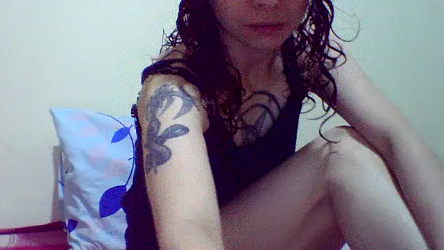 Snapshot of CELEna098rs707 chatting on 10/05/25, 03:16 CELEna098rs707 online show from 10/05/25, 03:16