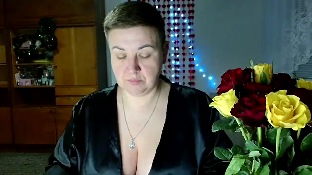 Snapshot of Annet1912 chatting on 02/04/25, 06:27 Annet1912 online show from 02/04/25, 06:27