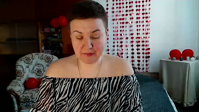 Snapshot of Annet1912 chatting on 02/18/25, 09:10 Annet1912 online show from 02/18/25, 09:10