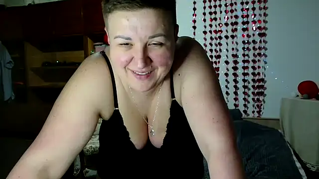 Snapshot of Annet1912 chatting on 02/18/25, 10:14 Annet1912 online show from 02/18/25, 10:14