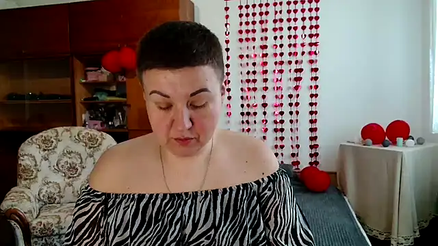 Snapshot of Annet1912 chatting on 02/25/25, 09:42 Annet1912 online show from 02/25/25, 09:42