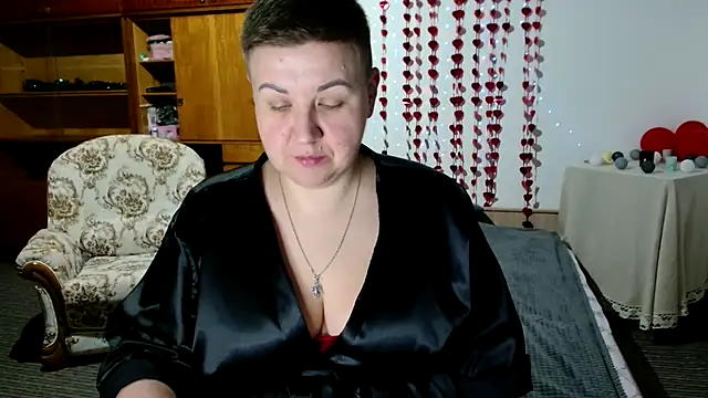 Snapshot of Annet1912 chatting on 03/04/25, 07:11 Annet1912 online show from 03/04/25, 07:11