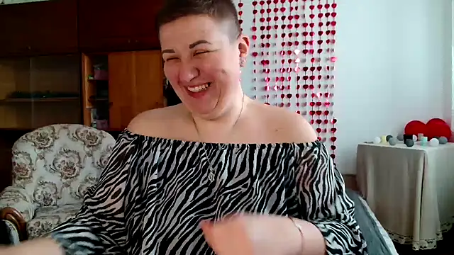 Snapshot of Annet1912 chatting on 03/11/25, 09:56 Annet1912 online show from 03/11/25, 09:56