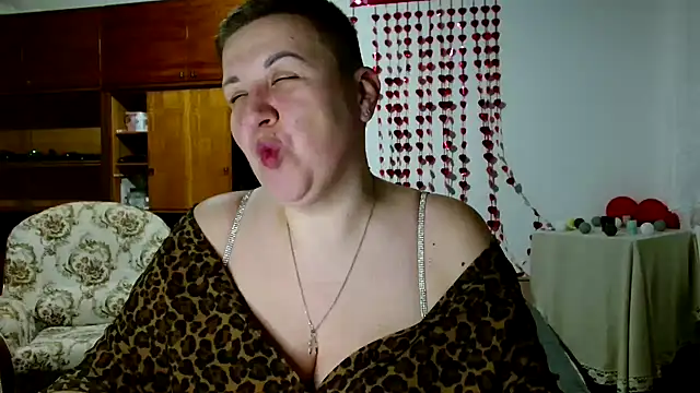 Snapshot of Annet1912 chatting on 03/21/25, 06:40 Annet1912 online show from 03/21/25, 06:40