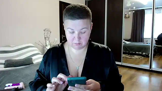 Snapshot of Annet1912 chatting on 10/27/25, 08:40 Annet1912 online show from 10/27/25, 08:40