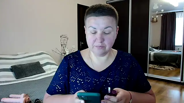 Snapshot of Annet1912 chatting on 10/30/25, 08:49 Annet1912 online show from 10/30/25, 08:49