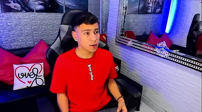 salvadorgomezx online show from 01/03/25, 09:36