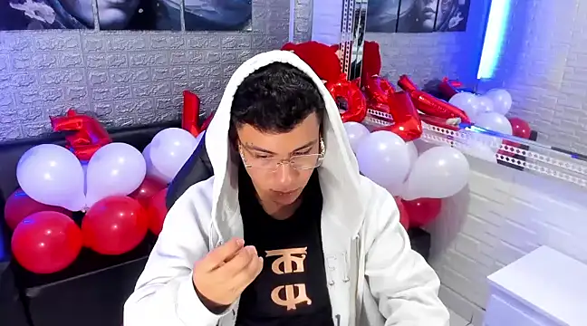 salvadorgomezx online show from 02/14/25, 03:33