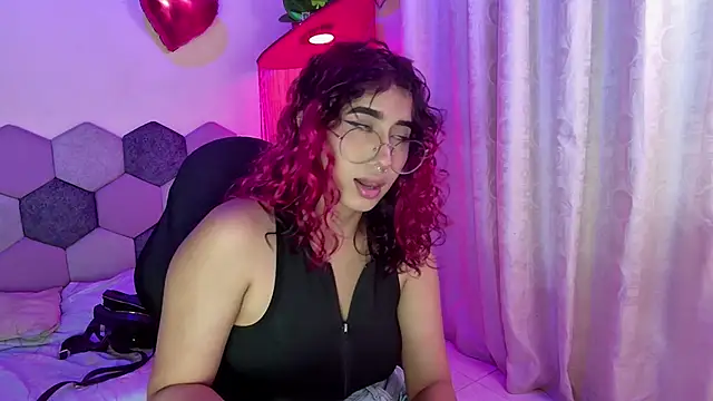 Horny tgn online show from 03/22/26, 06:44