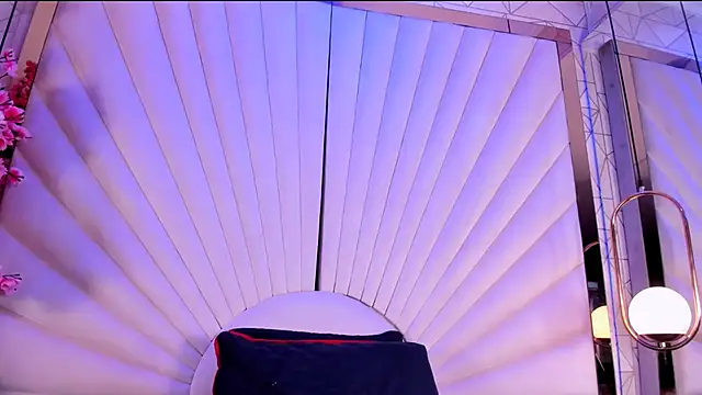 ivannabellini online show from 07/06/26, 03:03