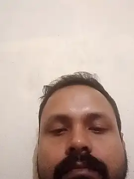 Snapshot of Aabhinashh chatting on 10/27/25, 07:18 Aabhinashh online show from 10/27/25, 07:18