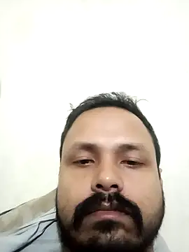 Snapshot of Aabhinashh chatting on 10/31/25, 07:26 Aabhinashh online show from 10/31/25, 07:26