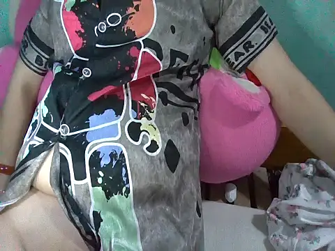 Snapshot of Mine-999 chatting on 10/11/25, 06:45 Mine-999 online show from 10/11/25, 06:45