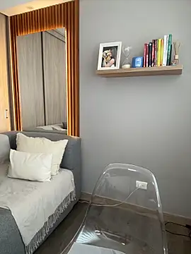 Snapshot of FridaKlein chatting on 03/12/25, 09:24 FridaKlein online show from 03/12/25, 09:24