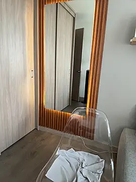 Snapshot of FridaKlein chatting on 10/09/25, 07:23 FridaKlein online show from 10/09/25, 07:23